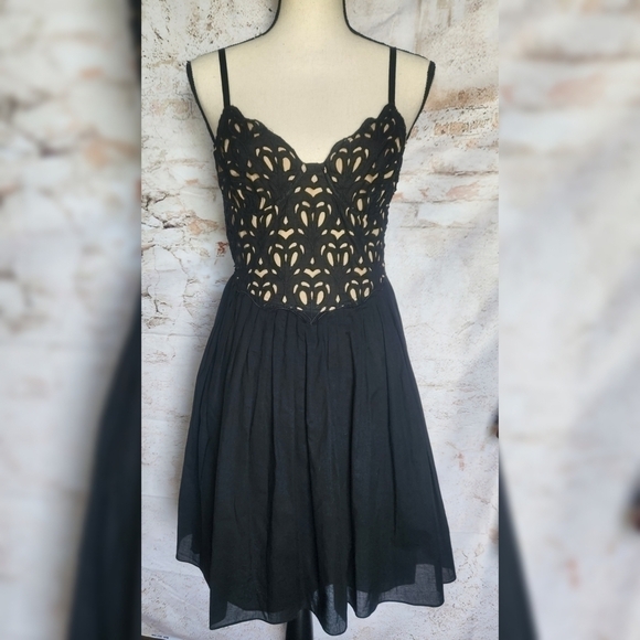 Catherine Malandrino Dresses & Skirts - Catherine Malandrino Dress Size 4